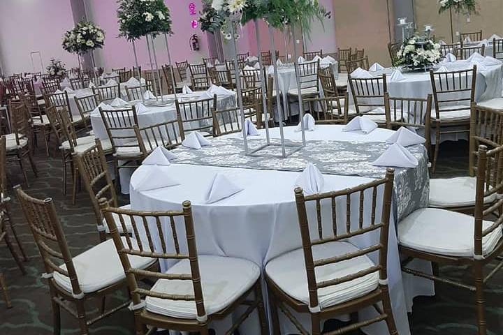 Wyndham Garden Plaza Inn Hotel Deluxe