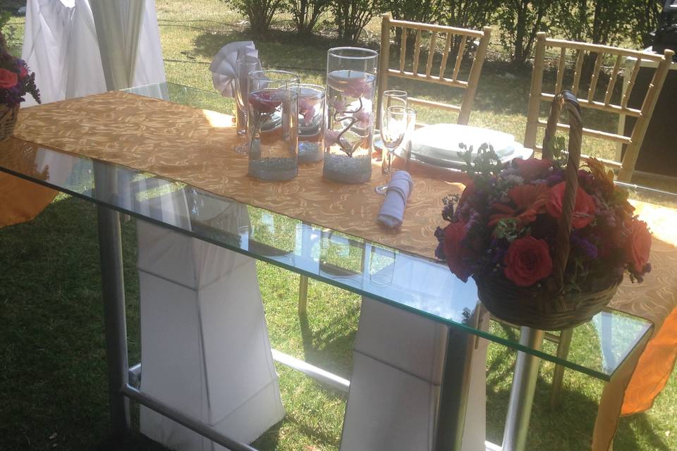 Mesa de novios de cristal