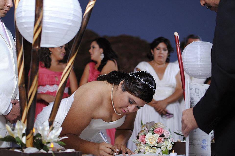 Boda en Bahia de Kino Sonora