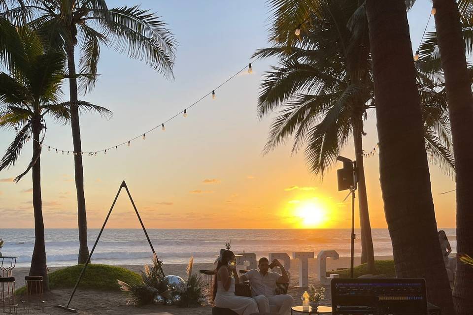 DJ para Bodas en la Playa de M