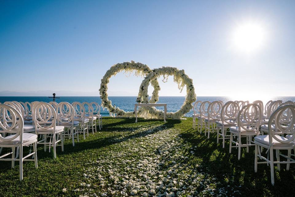 Salvador Olmos Wedding & Event Planner