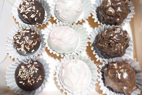 Trufas diferentes coberturas