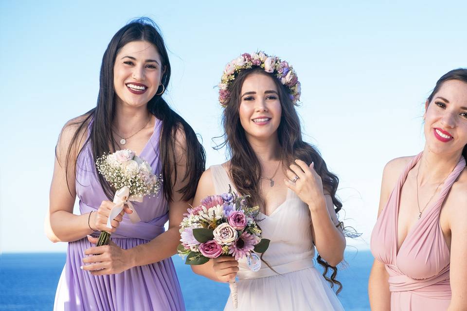 Novia y damas