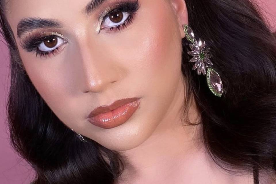 Social glam