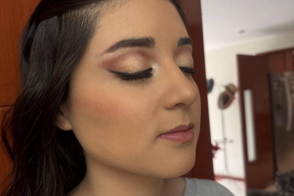 Maquillaje acabado mate
