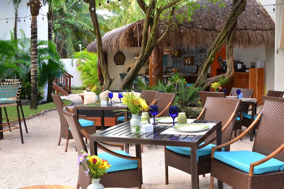 Coral Tulum Bar