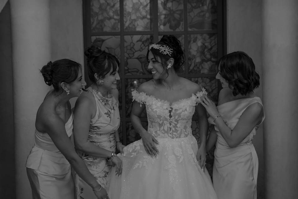Damas
