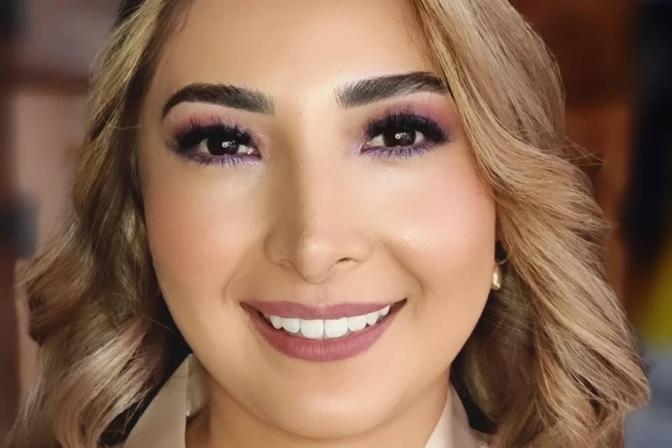 María Conde Makeup