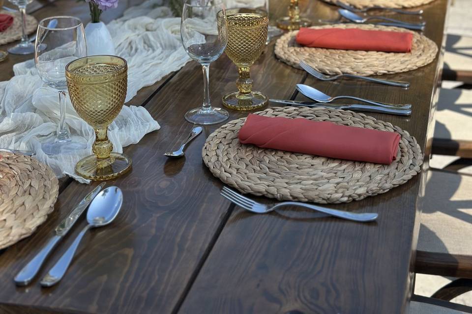 Table setting