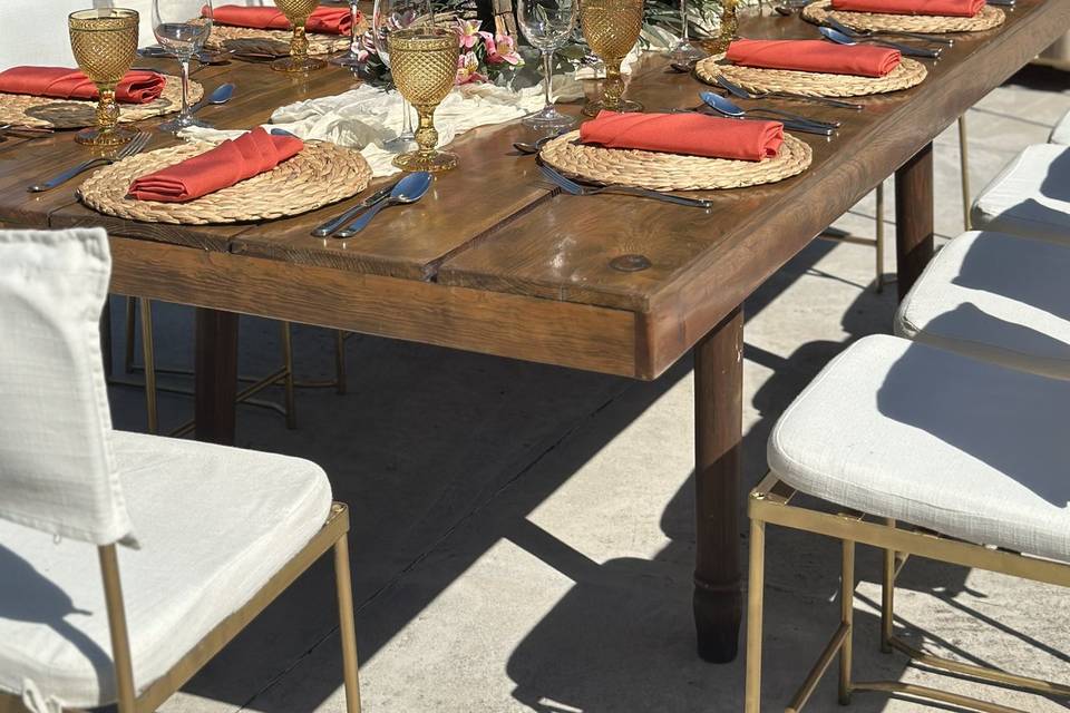 Mesa campirana con silla prett