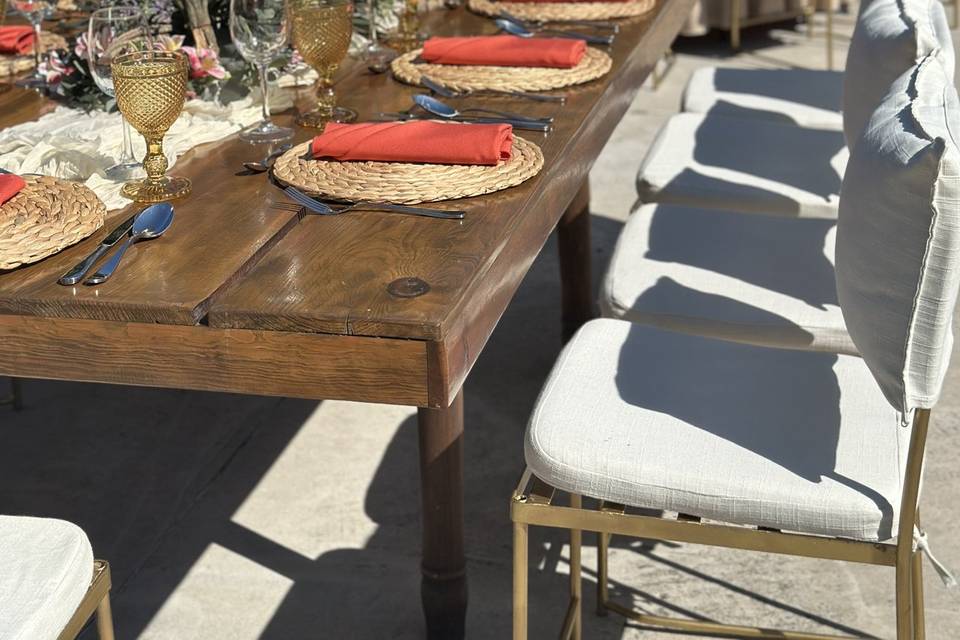 Mesa campirana con silla prett