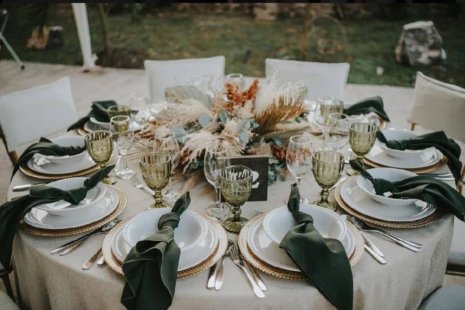 Table setting