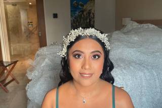 Makeup Hair & Nails by Dianeli Santos