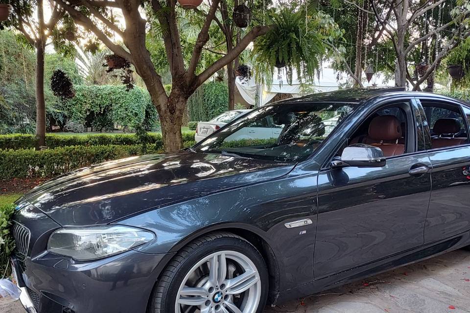 BMW 535i