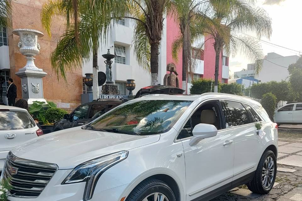 CADILLAC XT5