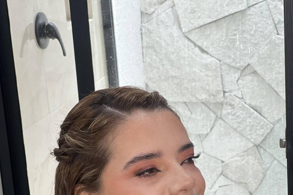 Maquillaje en tonos rosado