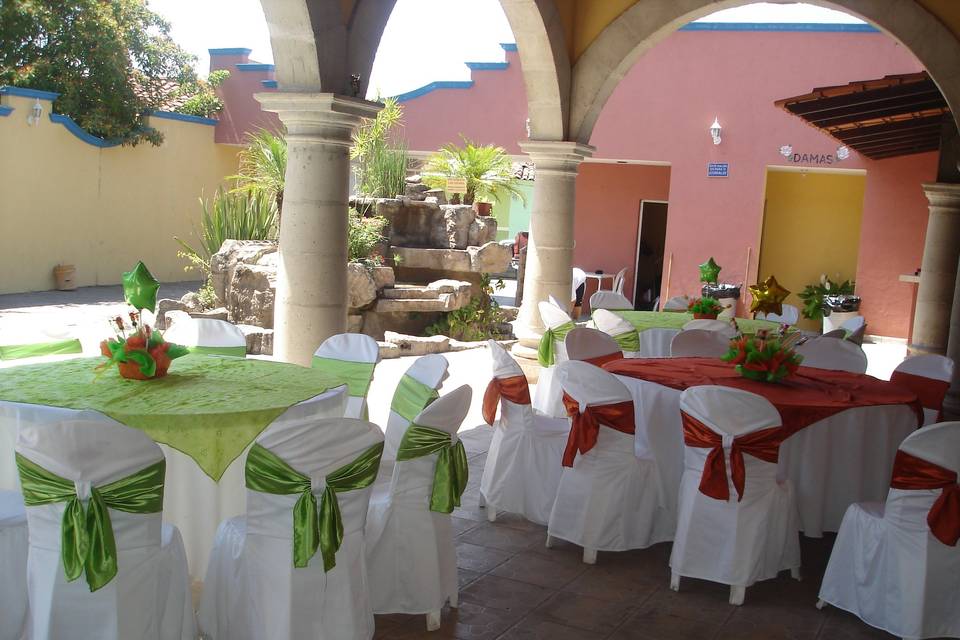 Salón Colonial El Grullo