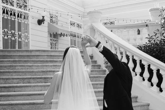 C+J NOVIOS