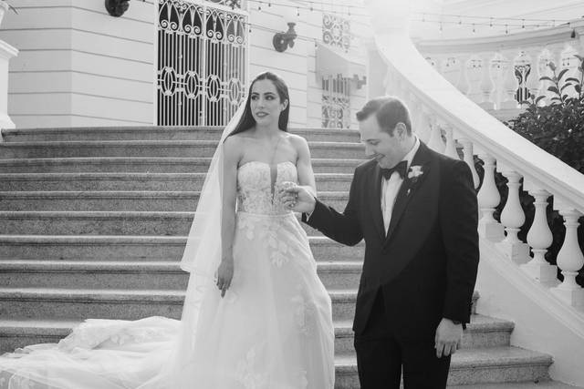 C+J NOVIOS