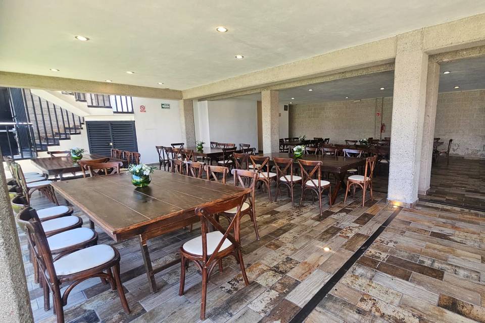 MOBILIARIO DE MADERA