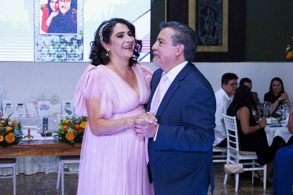 Baile Oficial
