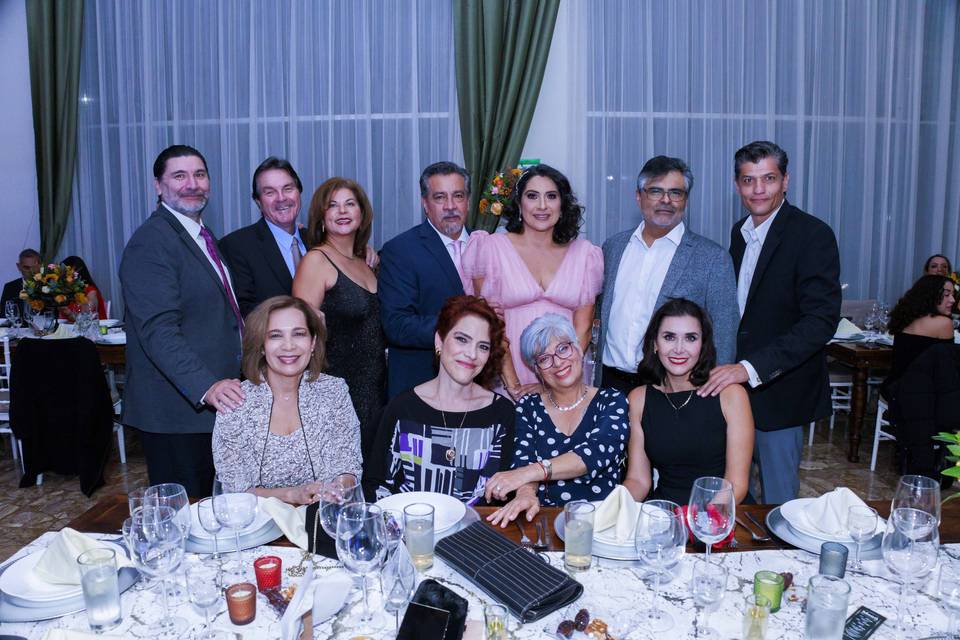 Con mejores amigos