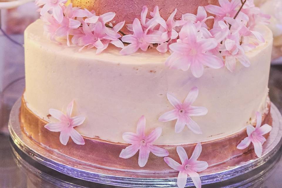 Pastel con flores