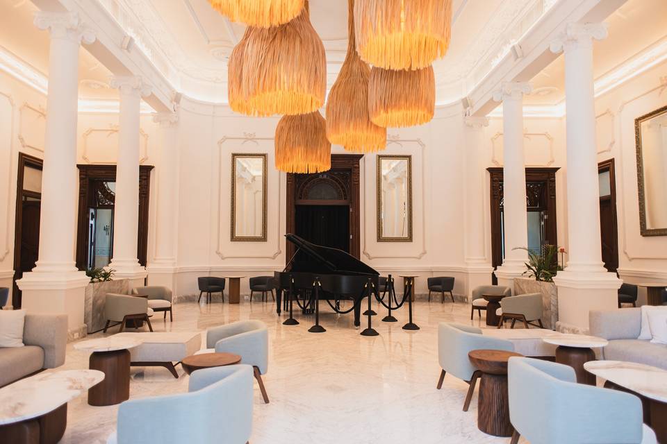 Lobby piano