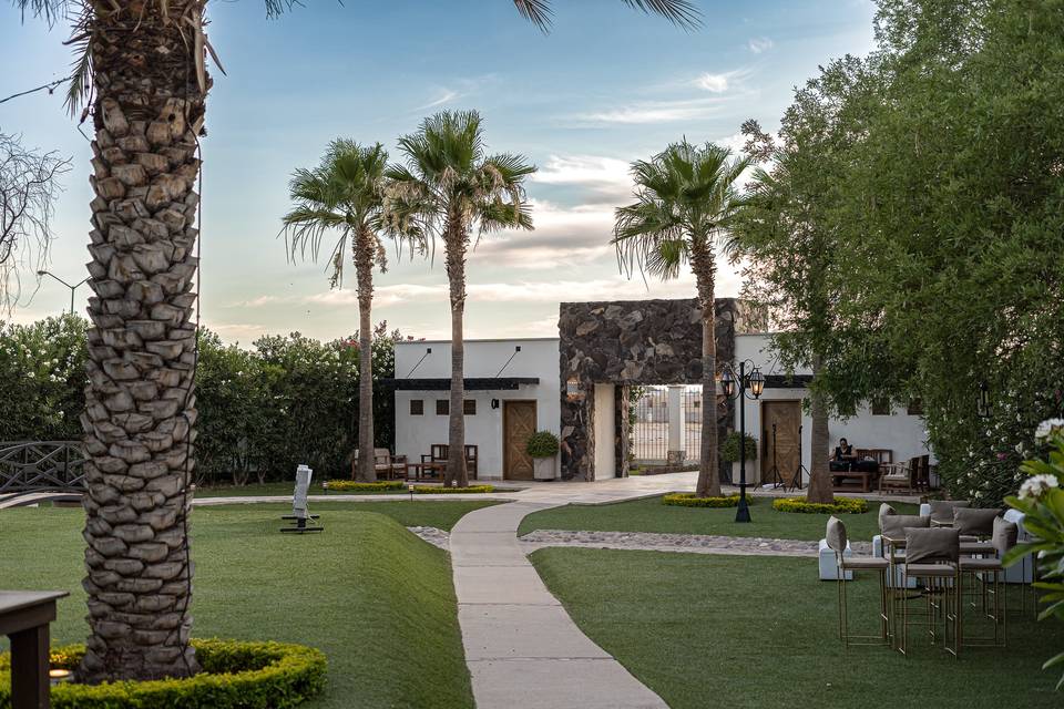 Jardín los Laureles