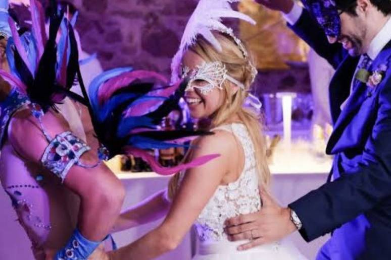 Smiley Weddings