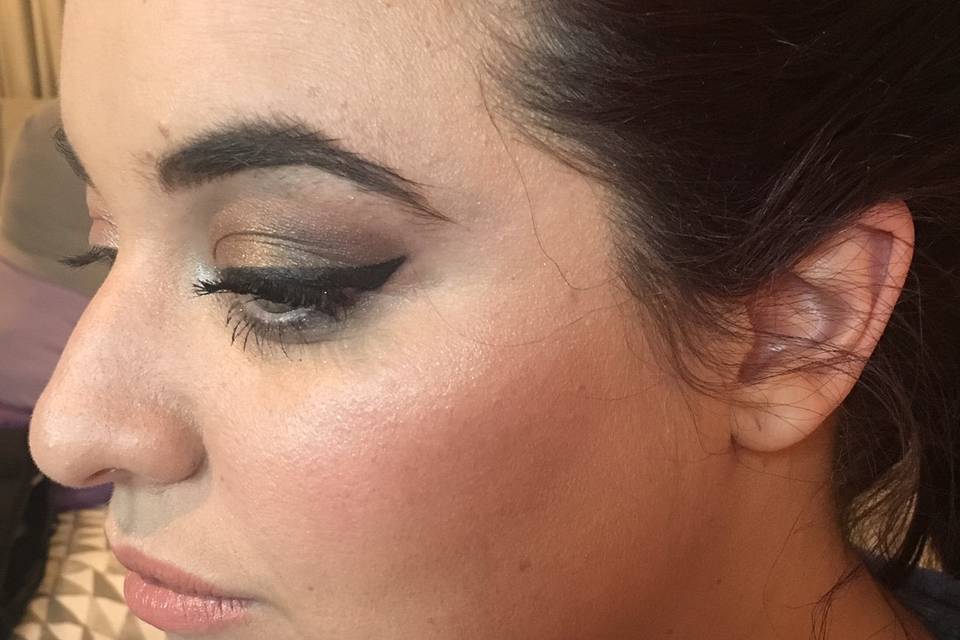 Canvas Makeup