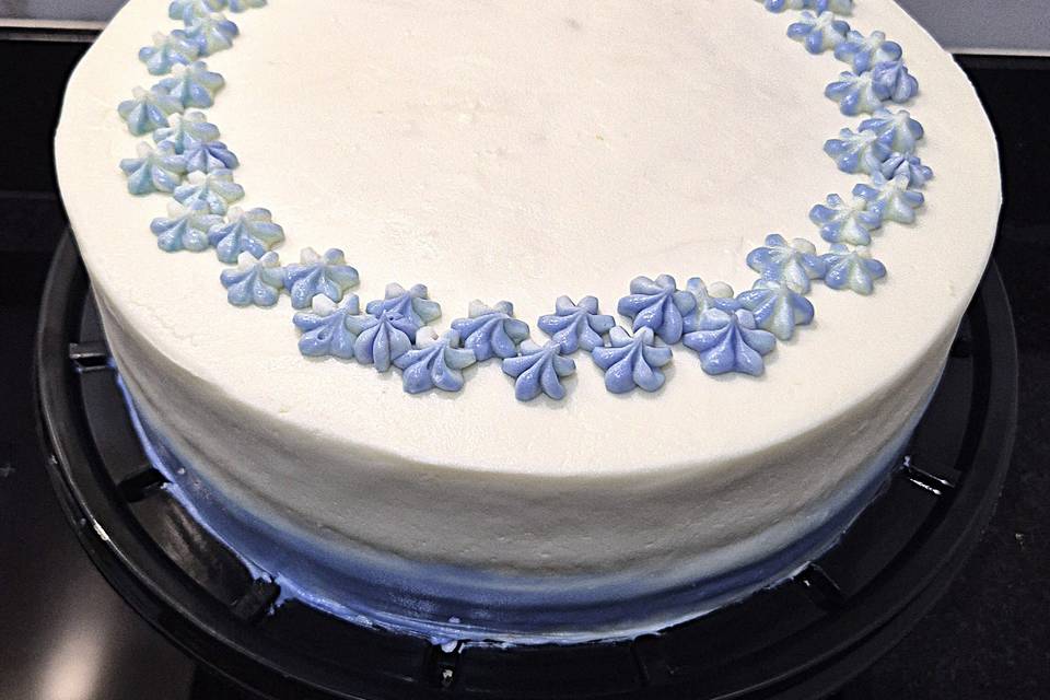 Pastel lavanda-limón