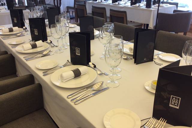 Montaje de salón principal