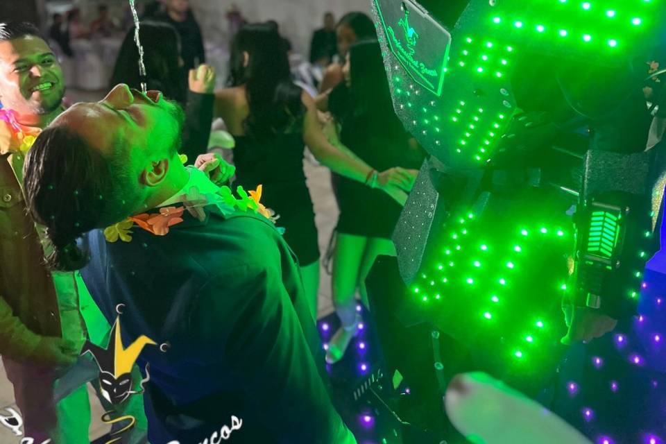 Robot led