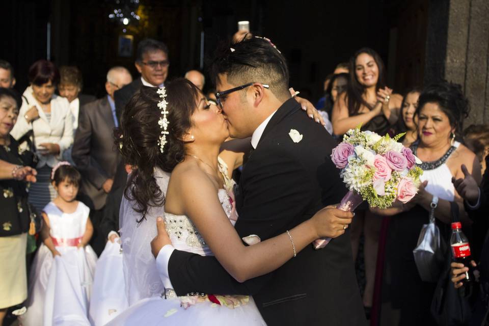 Puede besar a la novia