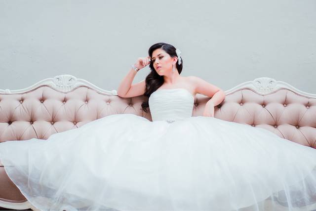 Maquillaje y peinado de novia