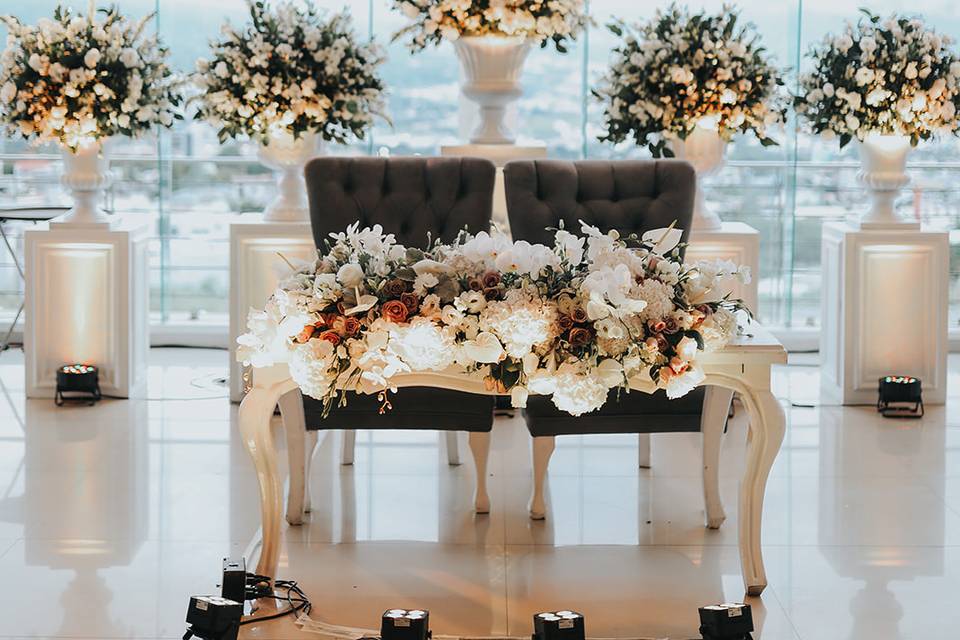 Sweetheart Table