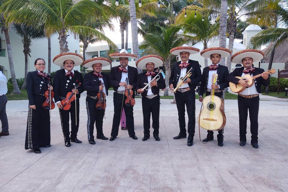 Mariachi Tradicional