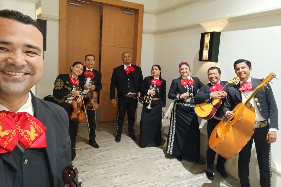 Mariachi Tradicional