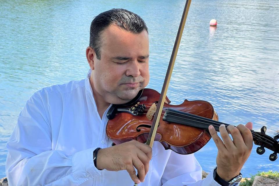 Violinista versátil