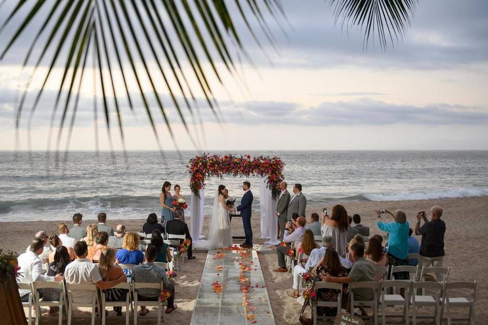 Inicio de ceremonia en playa