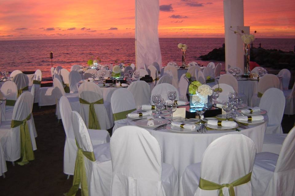 Banquete en playa