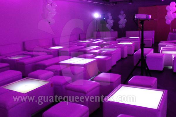 Salas Lounge