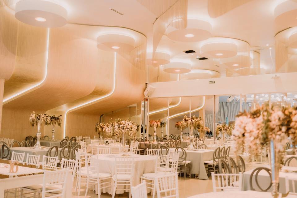 Salón Ovanto