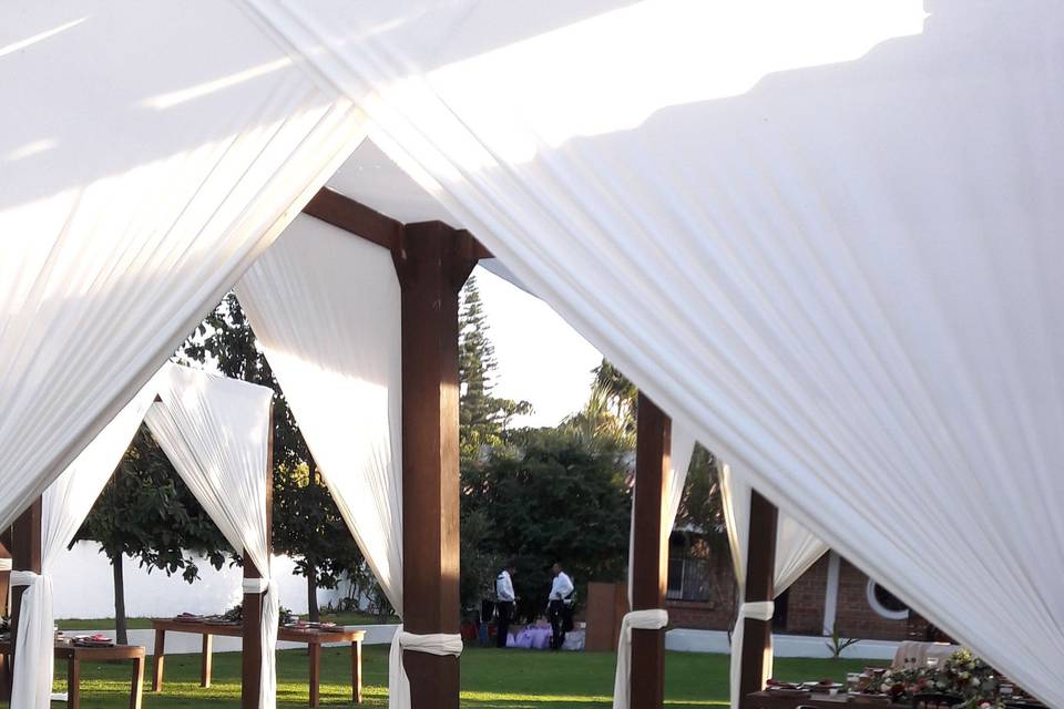 Ceremonia con pergolas