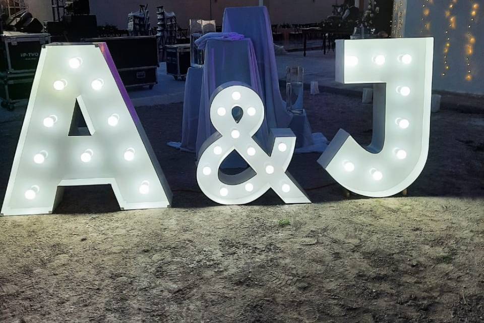 A&j