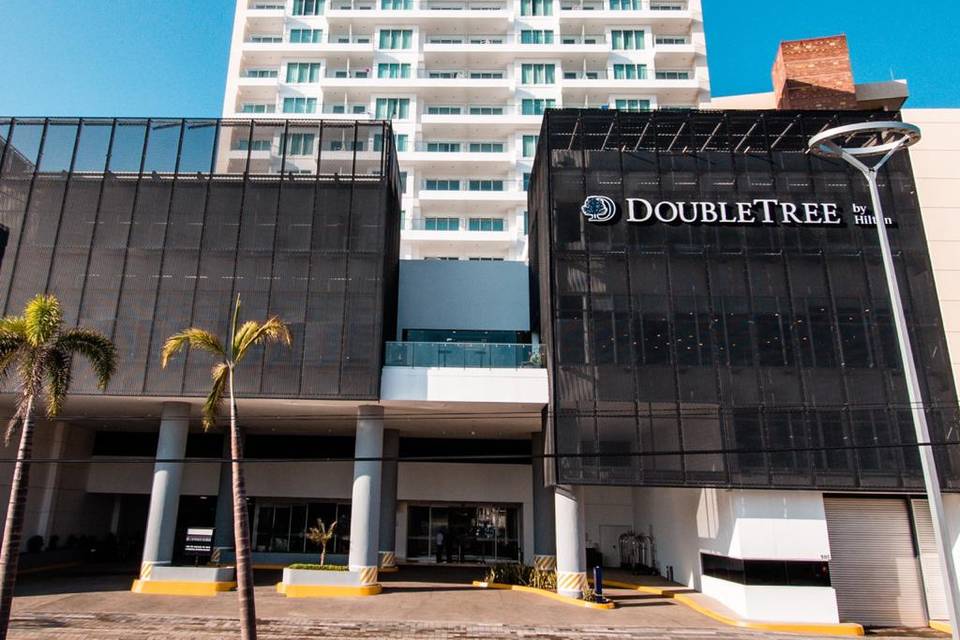 DoubleTree by Hilton Mazatlán