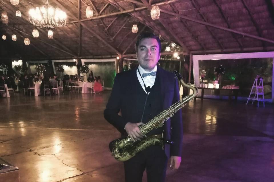 Leo Sax