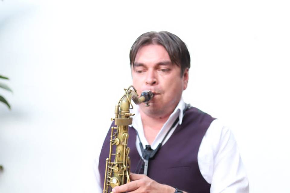 Leo Sax