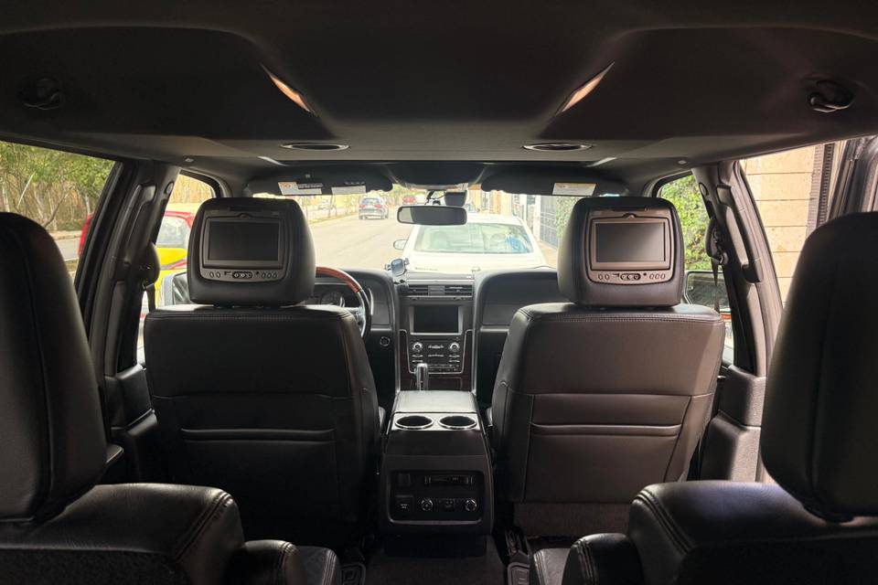 Lincoln Interior 6 px